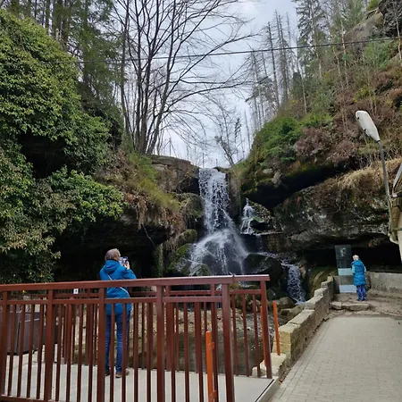 شقة Apartmenthaus Menge باد سشاندو